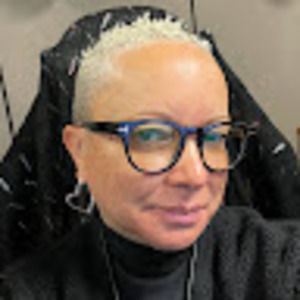 Meet your Posher, Helena